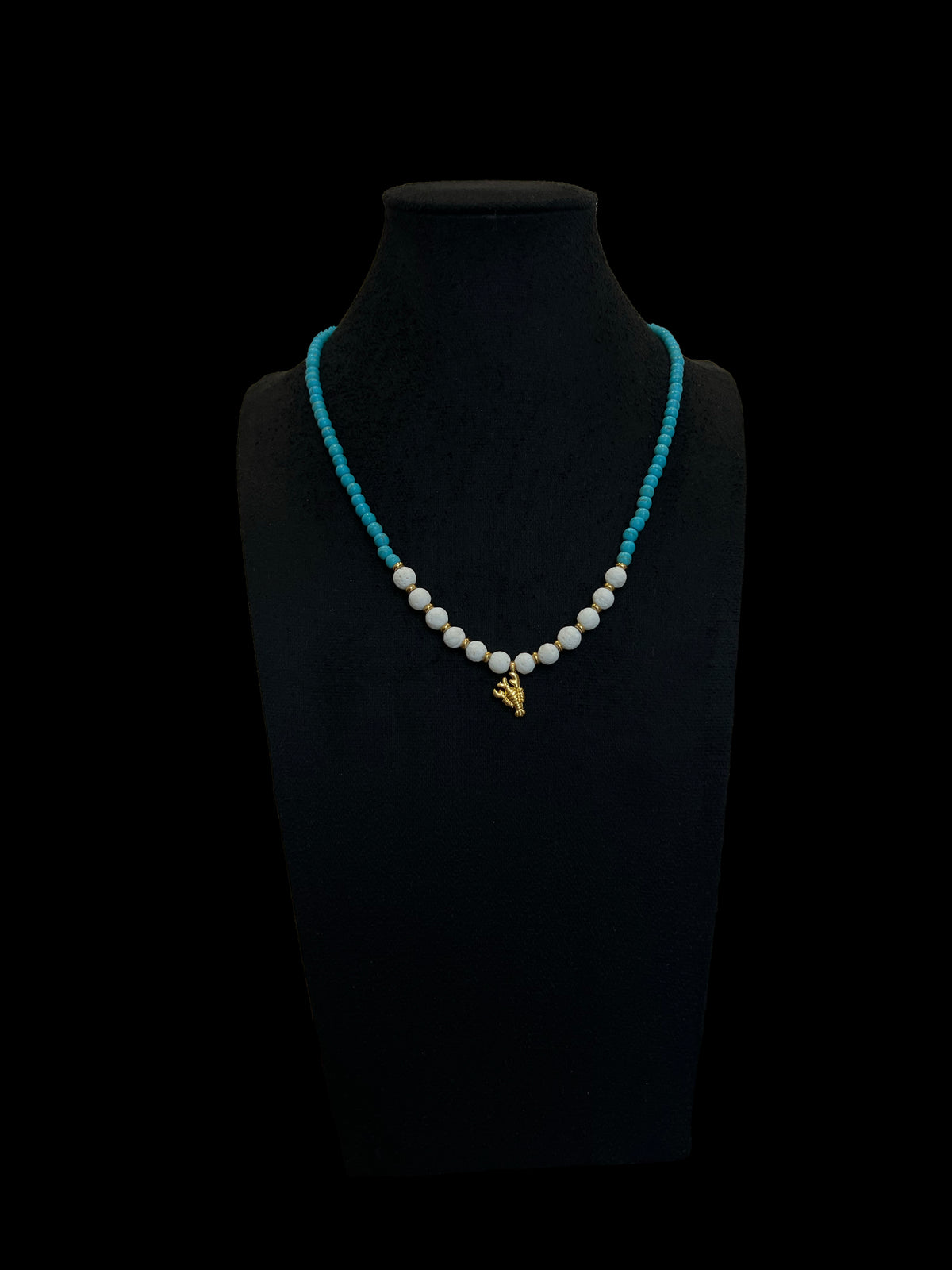 Necklace "Galene" (Howlite/Coral Bamboo)