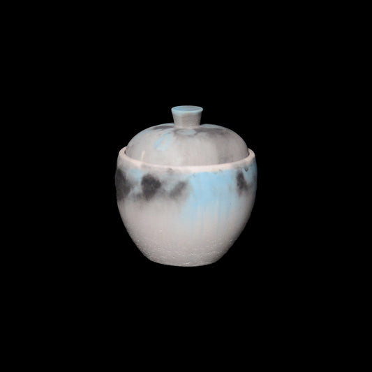 AQUARIUS - Candle Vessel (Cauldron with Lid)