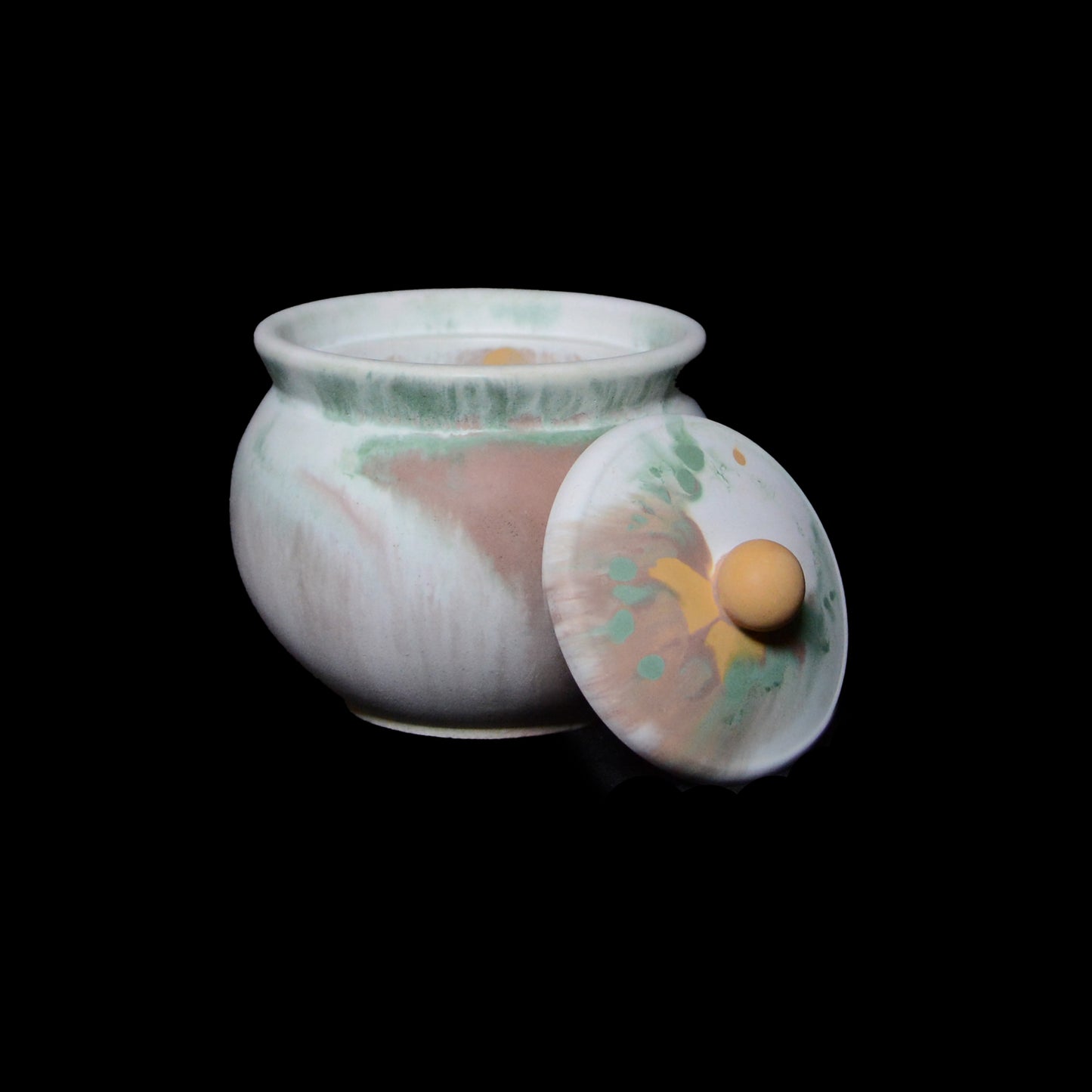 VIRGO - Candle Vessel (Cauldron with Lid)