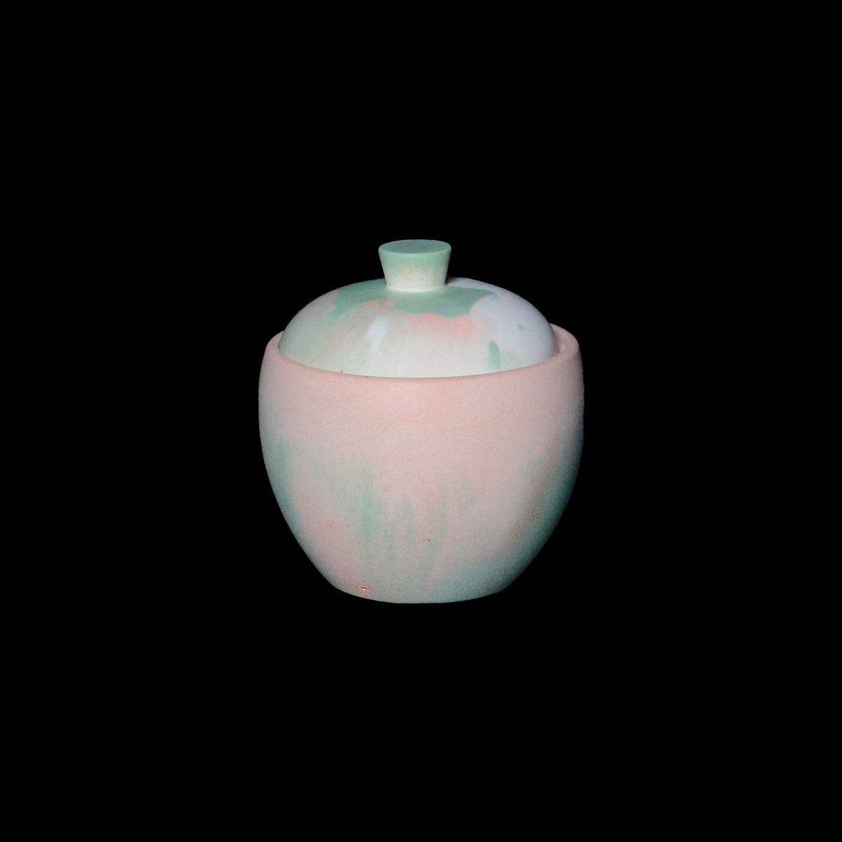 TAURUS - Candle Vessel (Cauldron with Lid)