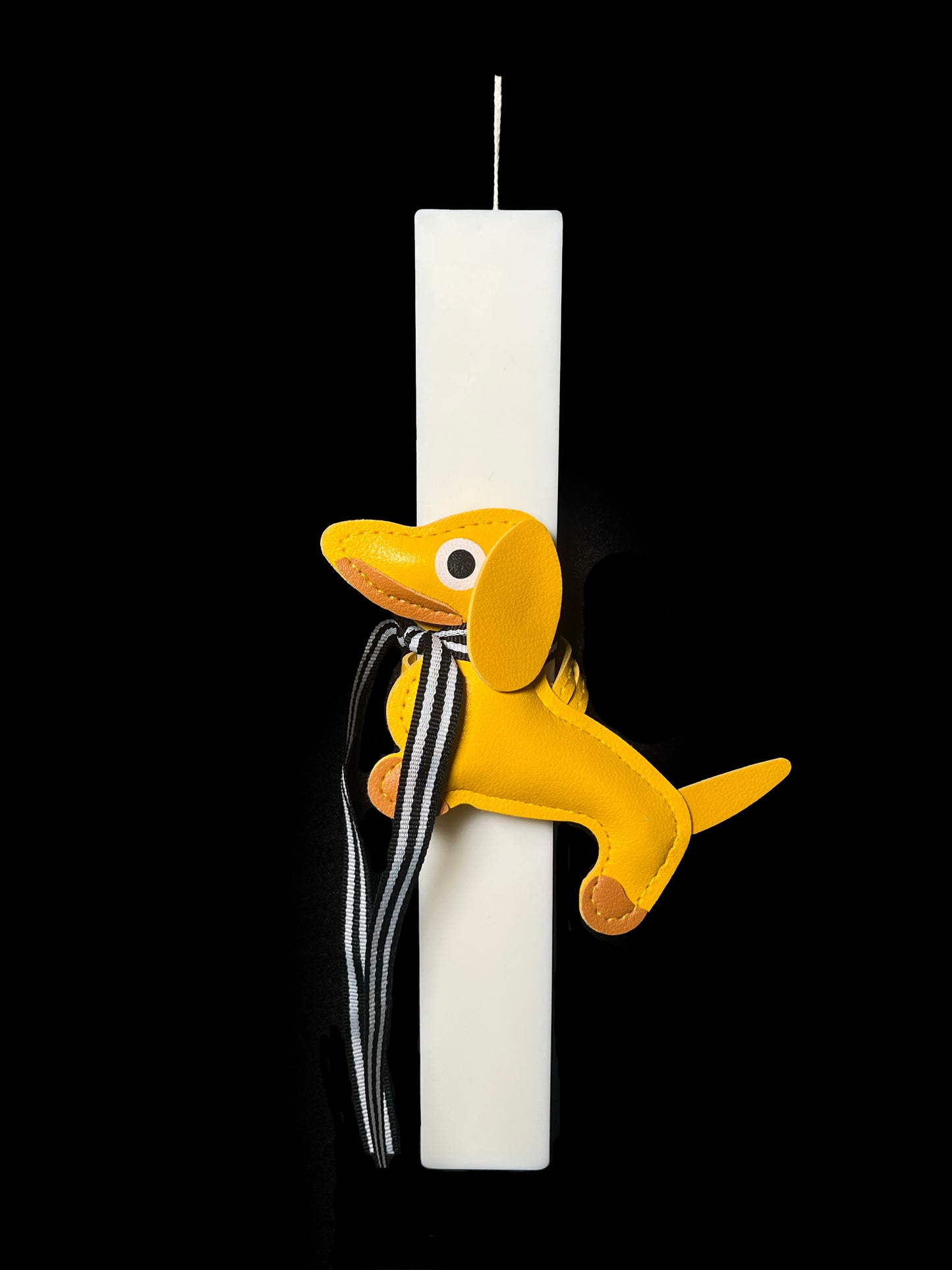 Easter Candle - Yellow Dog